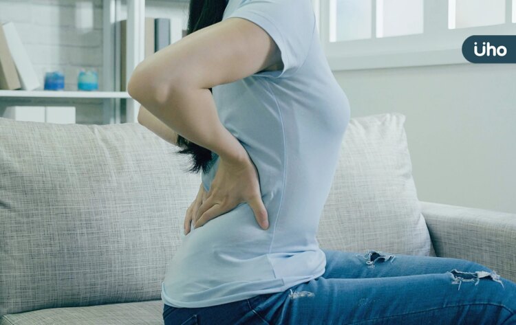 坐直不駝背「標準坐姿」一定正確嗎?物理治療師:完美姿勢並不存在 坐直不駝背「標準坐姿」一定正確嗎?物理治療師:完美姿勢並不存在