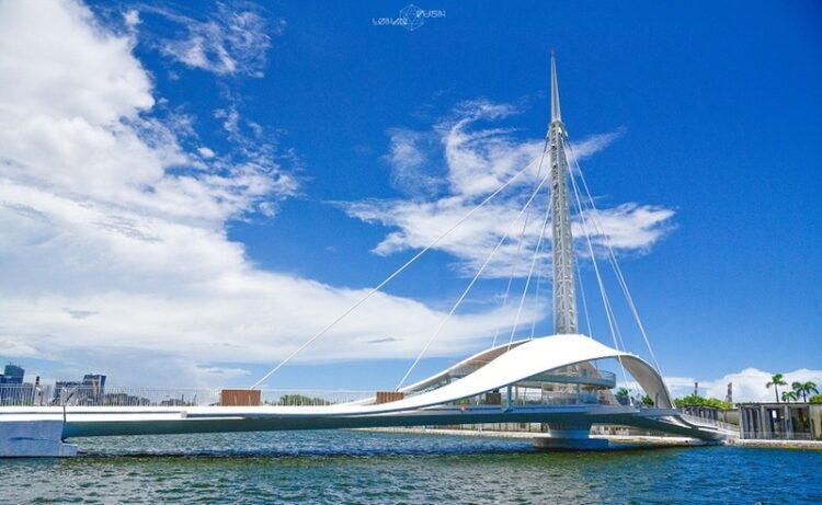 大港橋8/17、18、24、25配合「2024高雄海洋-派對」活動-暫停橋體旋轉