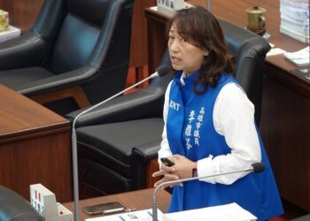 議員李雅芬爭取巡守隊等人誤餐費從80元調高至100元-市長陳其邁批示明年1月起實施