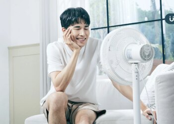 天熱狂吹冷氣電扇，小心「傷暑」頭痛噁心！中醫教「刮痧3妙方」解暑