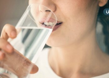 一直喝水還是渴？常口乾舌燥怎麼辦？醫警告：小心是「這些疾病」徵兆