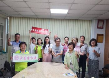 壯世代初體驗ai寫作和攝影實作，感受技術的強大魅力