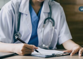 病人家屬送「水果禮盒」能收嗎？醫曝「2時機」不適合：別有所期待