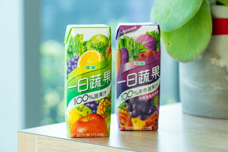 100%真蔬果 一日蔬果汁堅持無添加 100%真蔬果 一日蔬果汁堅持無添加