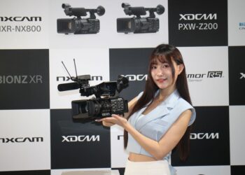 具備 4K 120p 高速錄影、20X 變焦 G 鏡頭、自動取景 Sony 發表 4K HDR 手持專業攝影機 PXW-Z200、HXR-NX800
