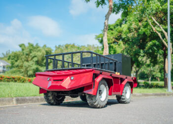 工研院研發「農業界變形金剛」 推出國產四輪轉向農業共通載具