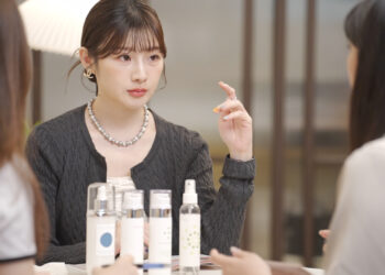 10年妝品達人 橫跨香氛工藝美學