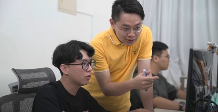 逆境崛起之路 陪伴與守護每一段旅程 逆境崛起之路 陪伴與守護每一段旅程