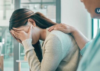 照顧憂鬱症親友，自己都快撐不住⋯照護者「自助9招」先把自己擺第一