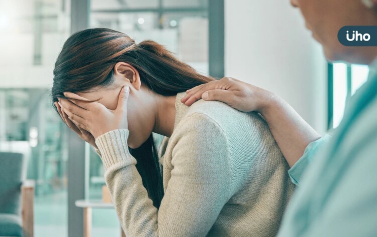 照顧憂鬱症親友,自己都快撐不住⋯照護者「自助9招」先把自己擺第一 照顧憂鬱症親友,自己都快撐不住⋯照護者「自助9招」先把自己擺第一