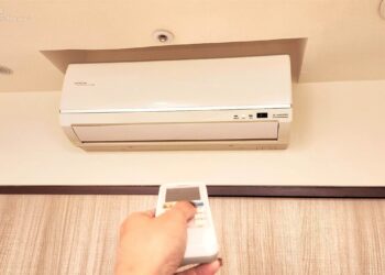 別傻傻被騙！外出不關冷氣想回家立馬爽吹「電費超高」-台電揪「關鍵」曝省錢法