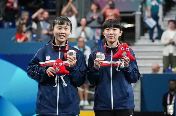 高雄大學學生田曉雯、林姿妤 巴黎帕運桌球女雙摘銀 高雄大學學生田曉雯、林姿妤-巴黎帕運桌球女雙摘銀