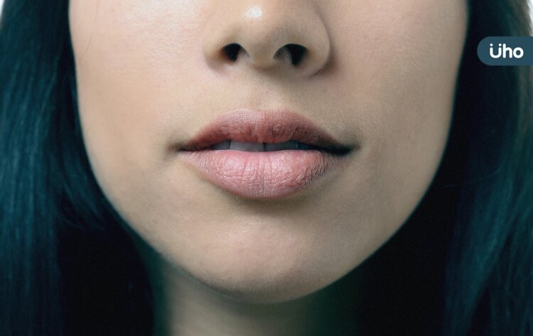 嘴唇鮮紅、發紫都不健康!中醫從嘴唇透視「心臟功能」1顏色快就醫 嘴唇鮮紅、發紫都不健康!中醫從嘴唇透視「心臟功能」1顏色快就醫