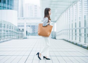 rich-mom-style必備單品推薦-時尚貴氣又俐落！