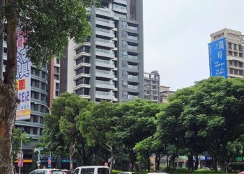 單坪差距不到2萬！a9預售猛追三重-他黑人問號：通勤遠了7站耶