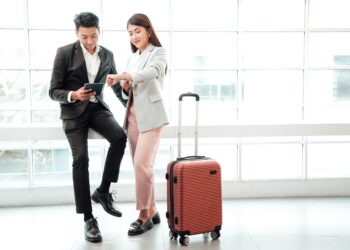 跟主管出差好緊張怎麼辦？用3種話題增加主管對妳的好印象