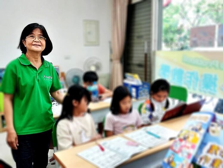 高市勞工局就服站覓得稱職銀髮人才 緩解兒童課後照顧中心缺工困境 高市勞工局就服站覓得稱職銀髮人才-緩解兒童課後照顧中心缺工困境