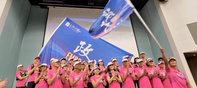 政大EMBA戈壁挑戰賽 企業菁英徒步橫越「戈19誓師大賽」挑戰極限 破框實現 政大emba戈壁挑戰賽-企業菁英徒步橫越「戈19誓師大賽」挑戰極限-破框實現