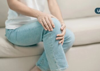 早上睡醒「1ng動作」超傷膝蓋！2步驟做「擺盪伸展操」預防微骨折