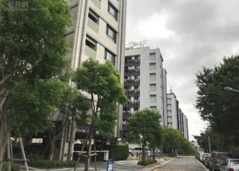 管理費貴也甘願！他狂讚「住這款房挺爽」-眾嗆：何不食肉麋