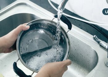 廚房鍋具如何保養清潔？譚敦慈授「洗鍋3步驟」：千萬別馬上沖冷水