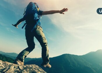 下山比上山更容易傷害肌肉！運動專家教你「超神樓梯法」防登山疲勞