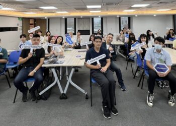 omo電商新世代高峰會-智慧金物流未來革命