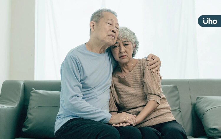 丈夫過世失智妻忘送醫⋯資深法醫揭「老老照顧困境」:生死綁一起 丈夫過世失智妻忘送醫⋯資深法醫揭「老老照顧困境」:生死綁一起