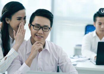 如何用「職場八卦」潤滑人際關係？專家教「祕密對話法」取得信任