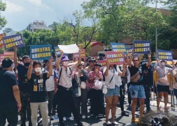 加熱菸走私猖獗-民團大跳三振舞諷政府圖利水貨商