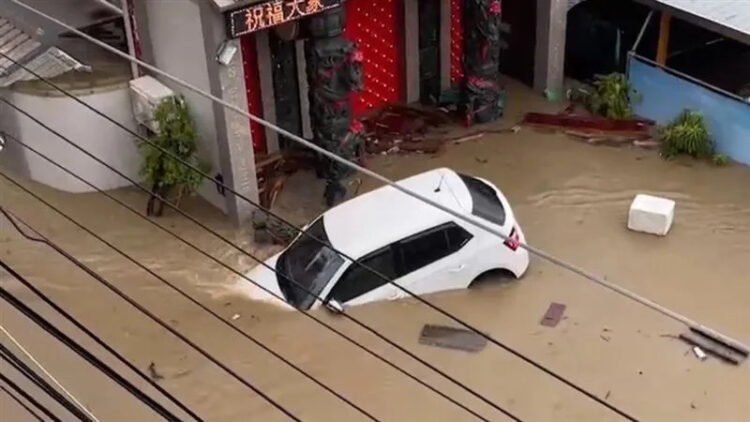 凱米颱風泡水車慰助金首批於9月底撥款 防水閘門補助申請延長至12月底 凱米颱風泡水車慰助金首批於9月底撥款-防水閘門補助申請延長至12月底