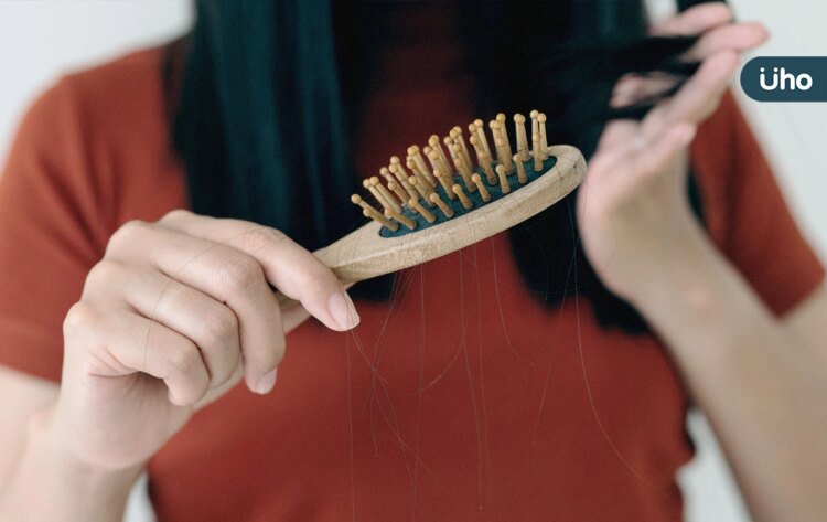 每天梳頭有什麼好處？什麼時候梳頭最好？選「這種梳子」不傷頭皮