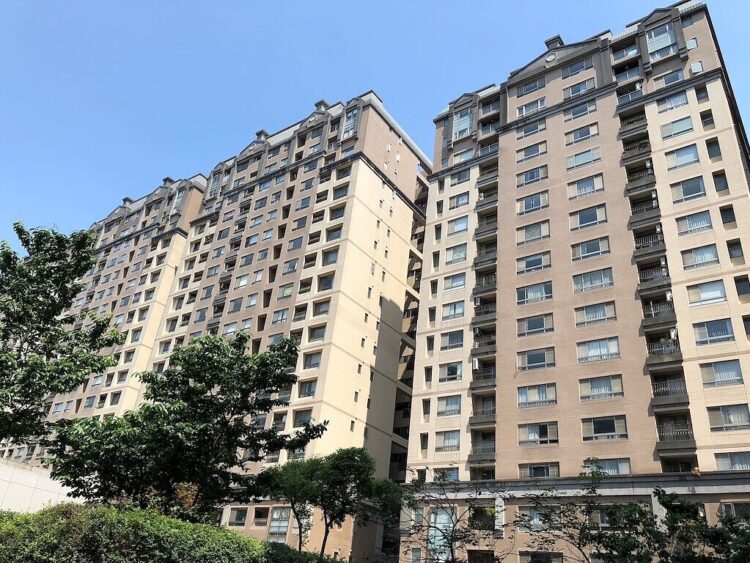 央行下重手-建商哀嚎：倒閉危機