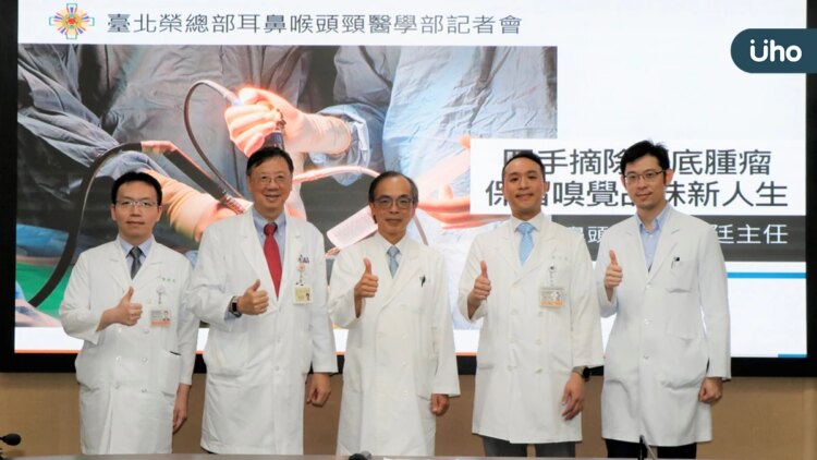 四手摘除顱底腫瘤 保留嗅覺品味新人生 四手摘除顱底腫瘤-保留嗅覺品味新人生