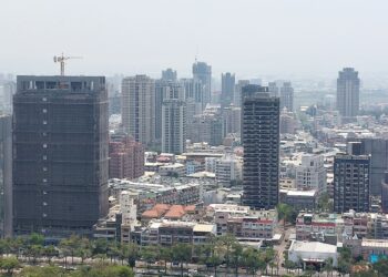 把買房當存錢！夫妻怪政策害慘「第3間多掏400萬」-網：不打你打誰