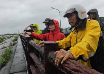 山陀兒颱風來勢洶洶-恆春半島入夜風雨增強-縣長周春米：嚴加戒備降低災損