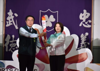 全民運動會聖火傳遞臺南 黃偉哲率選手接下聖火盼創佳績