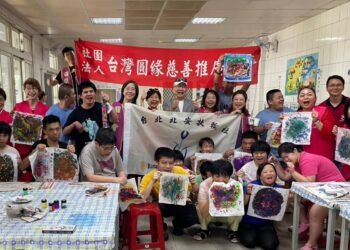 一日畫室助老憨兒生產畫作 圓緣慈善推廣協會攜手北安扶輪志工服務