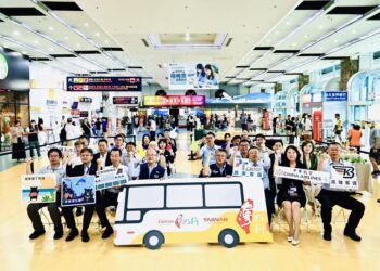 從國際到國境之南-屏東縣政府攜手中華航空推廣「9117b墾丁機場快線」