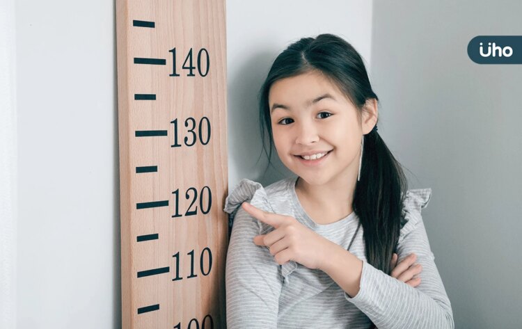 有圖》孩子長高吃「轉骨方」有用嗎?中醫教你按「這3穴位」促長高 有圖》孩子長高吃「轉骨方」有用嗎?中醫教你按「這3穴位」促長高