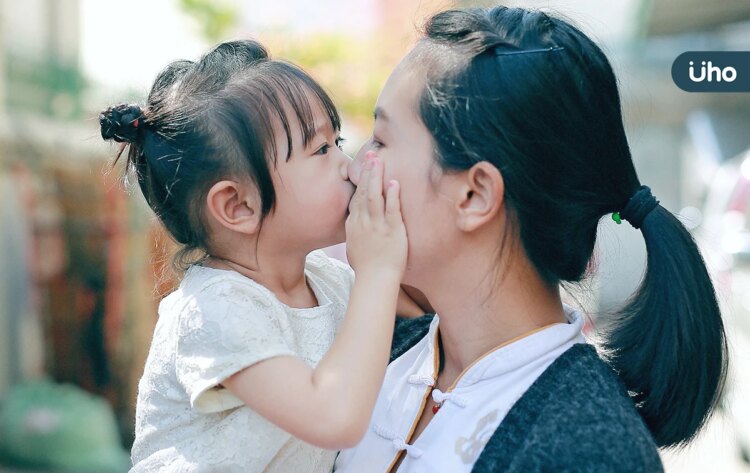 「我不要媽媽再生寶寶!」6歲女兒吐心聲,日本媽媽1招化解手足焦慮 「我不要媽媽再生寶寶!」6歲女兒吐心聲,日本媽媽1招化解手足焦慮