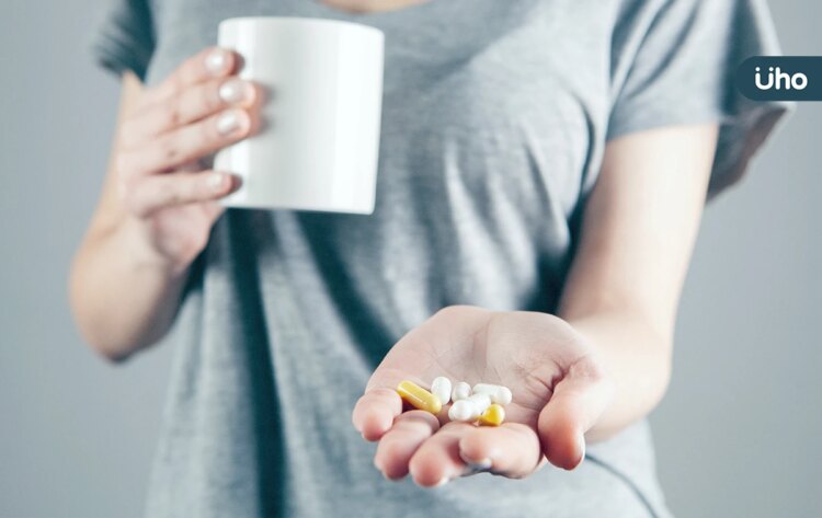 預防骨鬆只有補鈣?研究揭「維他命C」也有用:成人要吃「這份量」 預防骨鬆只有補鈣?研究揭「維他命c」也有用:成人要吃「這份量」