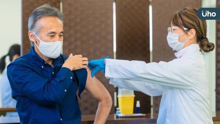 高風險族群當心!流感+帶狀疱疹恐成今年秋冬雙重威脅,慢性病患風險翻倍 高風險族群當心!流感+帶狀疱疹恐成今年秋冬雙重威脅,慢性病患風險翻倍