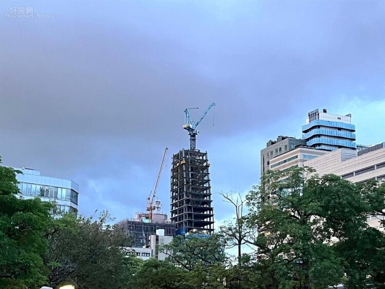 3類人「集體炒房」數據令人搖頭 若國際飛來黑天鵝 專家:後續會很嚴重 3類人「集體炒房」數據令人搖頭-若國際飛來黑天鵝-專家:後續會很嚴重