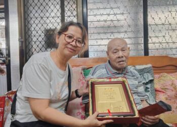 高雄市政府慶祝重陽節，祝賀百歲人瑞蔡天徒