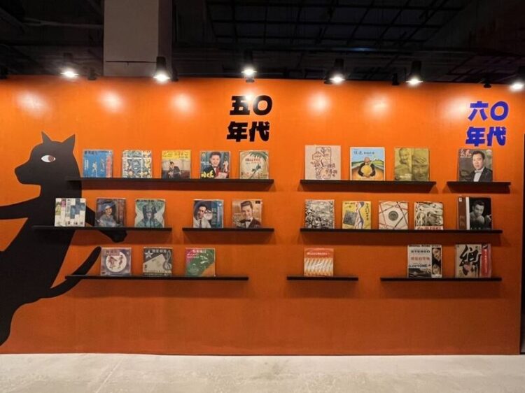 黑膠收藏家陳明章於屏菸舉辦特展-邀民眾一起體驗老派音樂趴踢