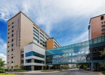 高醫系統與衛生局交鋒：小港醫院再陷入經營爭議，第二戰場開啟