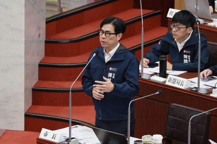 高鐵如進入高雄火車站 陳其邁:希望明挖段2.8公里能夠縮短 高鐵如進入高雄火車站-陳其邁:希望明挖段2.8公里能夠縮短