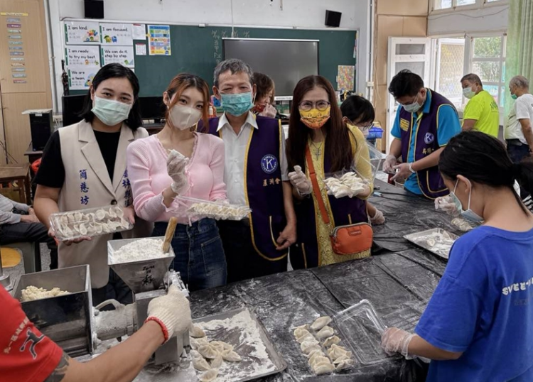 愛心聯動!同濟會攜手bigo-live-一萬五千顆水餃送暖長者