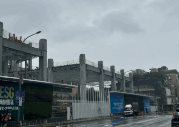 蔣市府該勒令京華城停工？律師揭1前提：否則恐面臨國賠